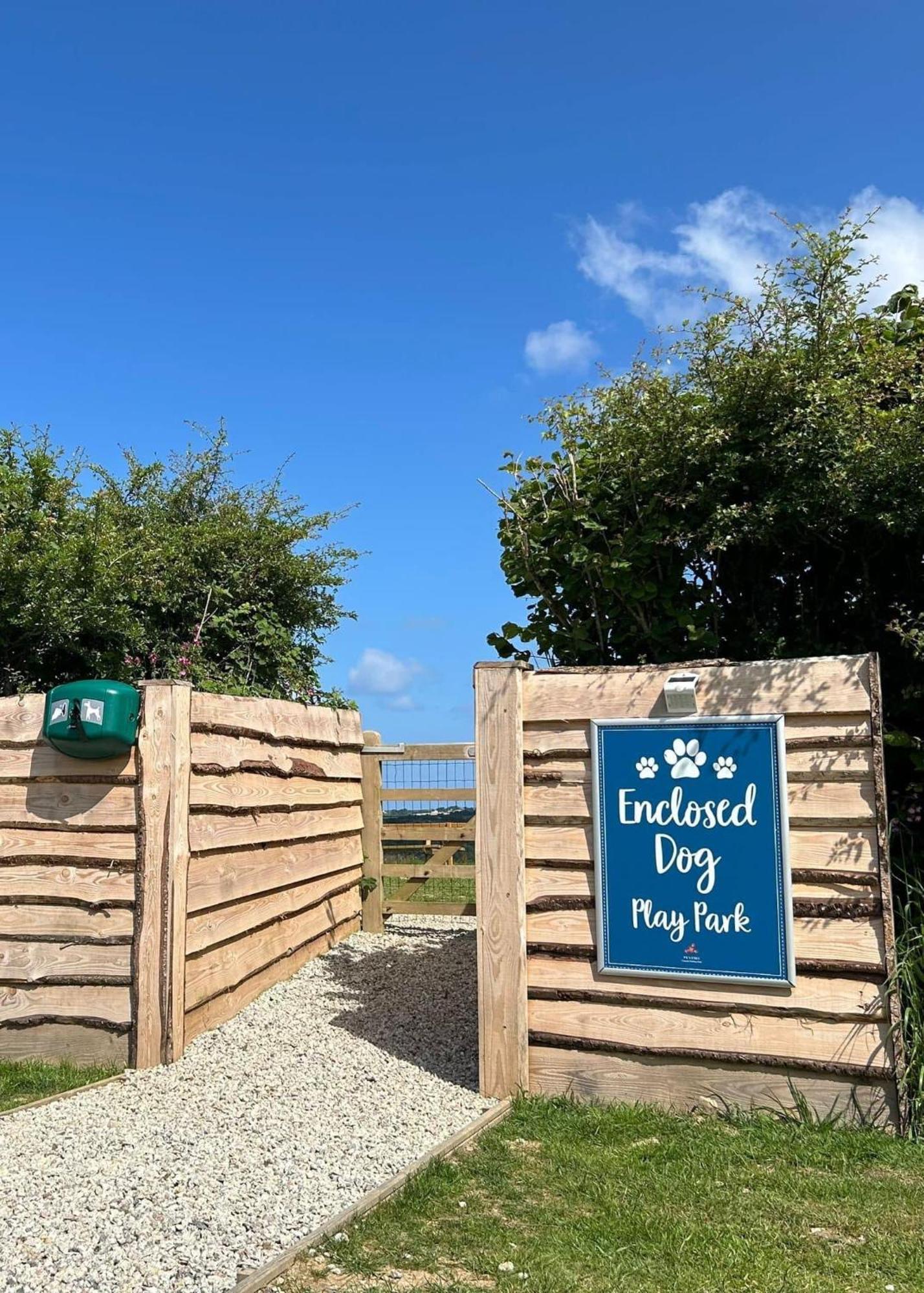 Bude Holiday Home Bagian luar foto